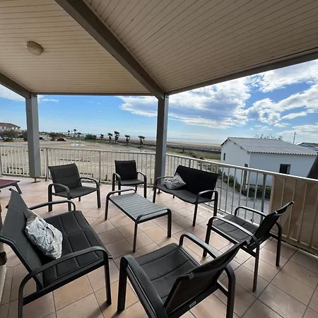 Le Soleil Levant בקתה גרואיסאן